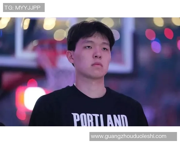 杨瀚森改写多项新高，但问题仍然严峻